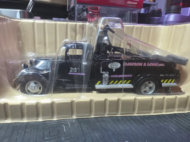 Miniatura 1:24 reboque Ford 1934 ultra raro totalmente funcional novo