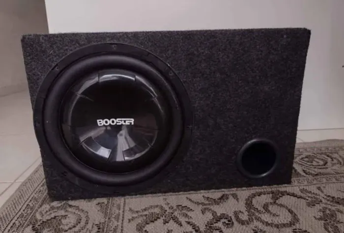 Subwoofer 12" bobina dupla com auto falantes em titânio 