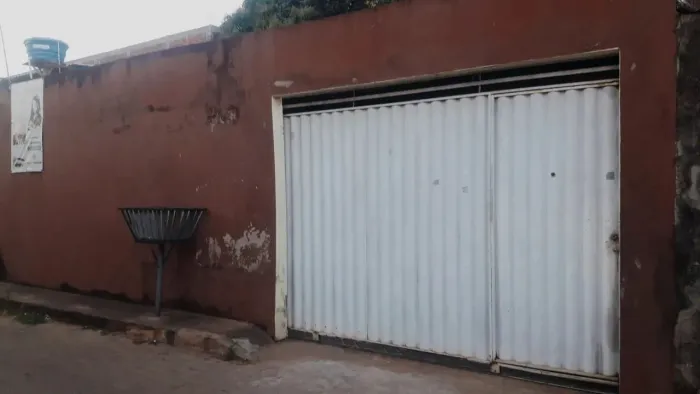 SHSN chá. 171- Casa com 2 quartos em Ceilândia Sul - Brasília - DF