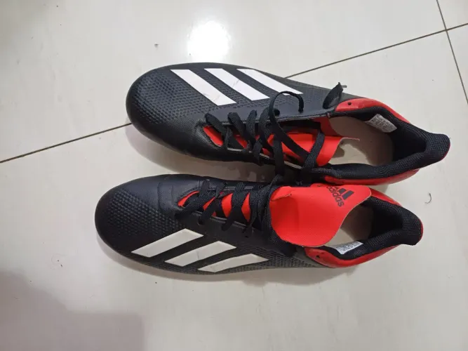 Chuteira Adidas X - Preço Imperdível!