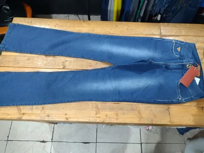 SET JEANS TAMANHO; 38 VALOR; 60,00