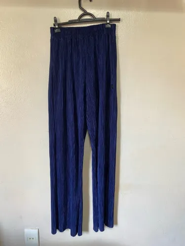 Calça Plissada Azul Marinho