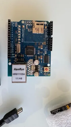 UNO R3 W5100 + ywrobot mb102 + diversos