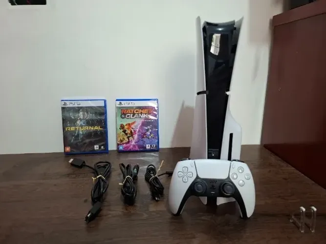 Console Playstation 5 1TB com leitor de disco - Seminovo 