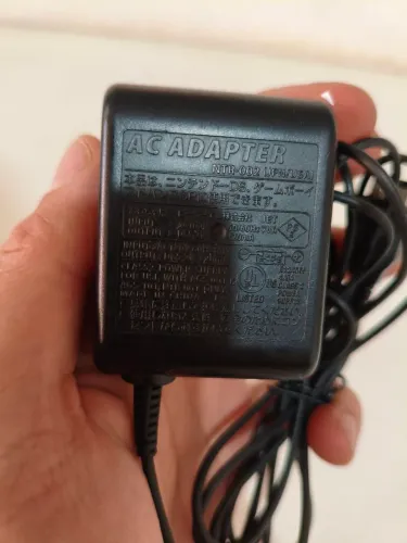 Carregador original para GBA e Nintendo DS FAT
