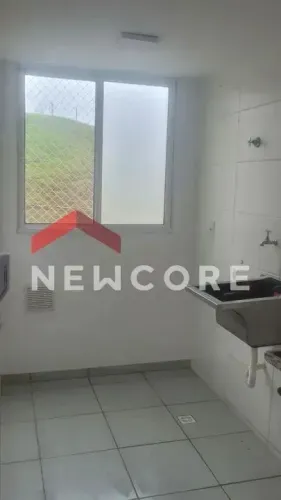 Apartamento em Rua Antônio Augusto Legutke - Jardim Country Club - Poços de Caldas/MG