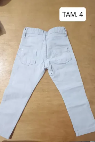 Calça infantil bege 