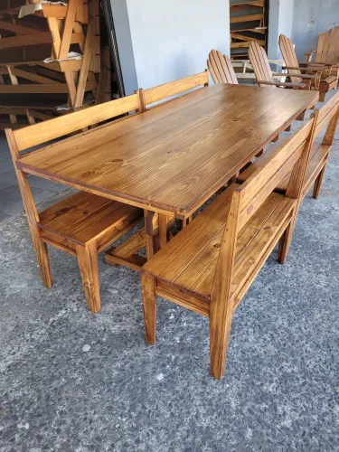 Conjunto de mesa para churrasco com 2mts, acomoda 10 pessoas. Madeira Maciça 