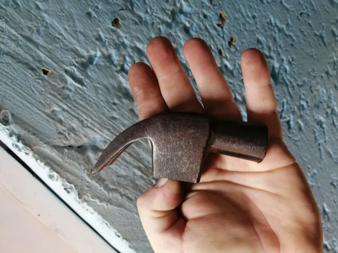 Martelo antigo sem marca com ótima têmpera!