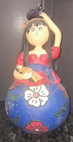 escultura em cabaças, assinadas artista Gentile