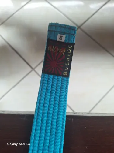 Faixa Jiu-Jitsu - cinza ponta Azul  