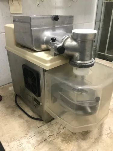 Modeladora de salgados MCI