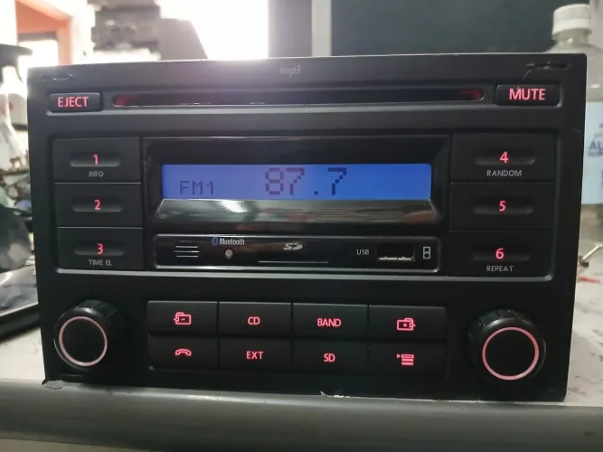 Radio Toca CD MP3 Bluetooth USB SD VW Polo Golf Bora