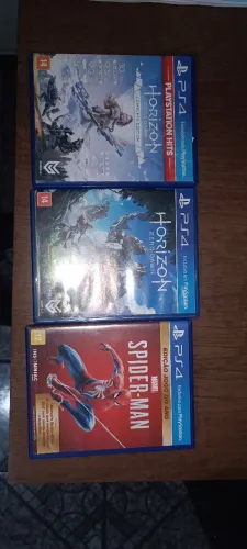 Jogos PS4 Horizon Zero Dawn e Spider-Man Edição do Ano