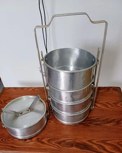 5 marmitas - Usada - Entrego 