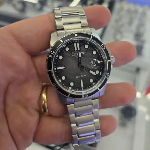 Relógio Citizen Eco-Drive AW1816-89E Wave (Mostrador Preto) - NOVO