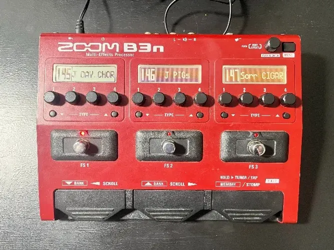 ZOOM B3n - Pedaleira Contra baixo elétrico - Multiefeito