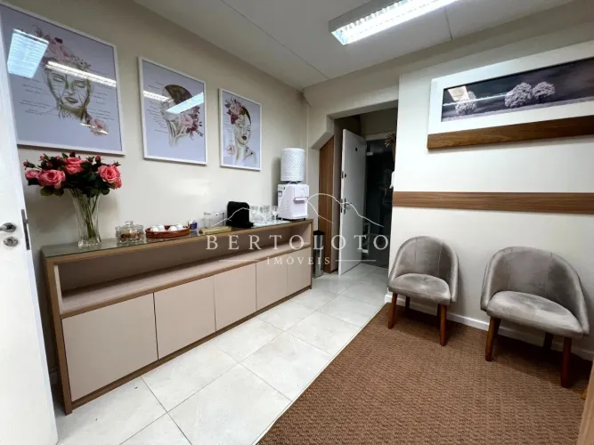 Sala comercial a venda em Itaipava