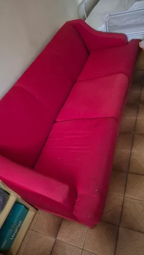 Sofá antigo em perfeito estado