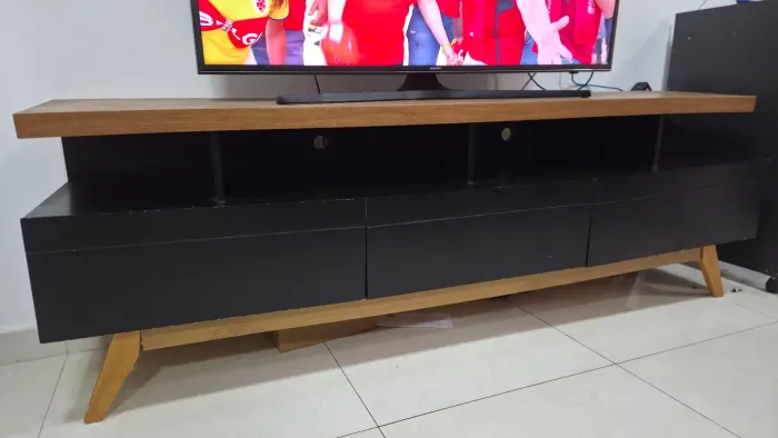 Hack para tv ótimo estado