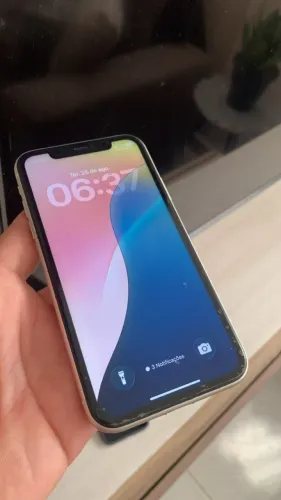 Iphone 11 64GB em otimo estado