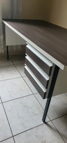 Mesa de escritório MDF