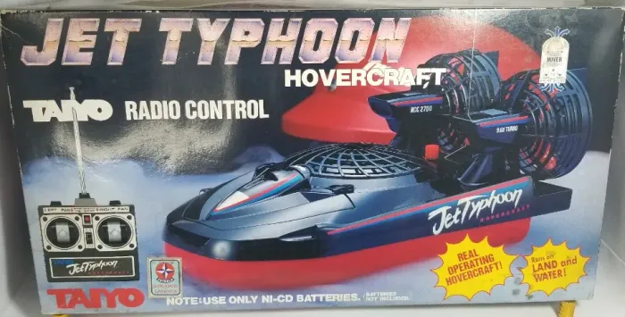 Jet Typhoon Hovercraft - Estrela Anos 90