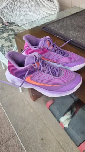 NIKE GIANNIS IMMORTALITY 4 C/ CAIXA POUCO TEMPO DE USO