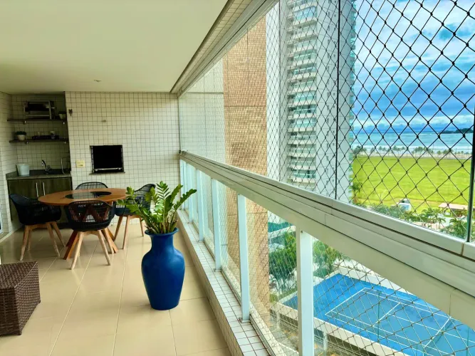 Apartamento de Alto Padrão a Beira Mar e Próximo a Faculdade Unoeste 3 quartos 3 Banheiros