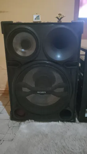 Caixa de som do Sony fast