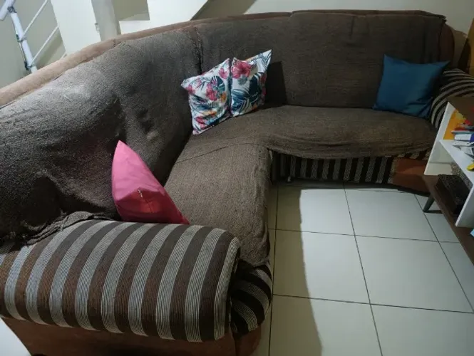 Sofá em L