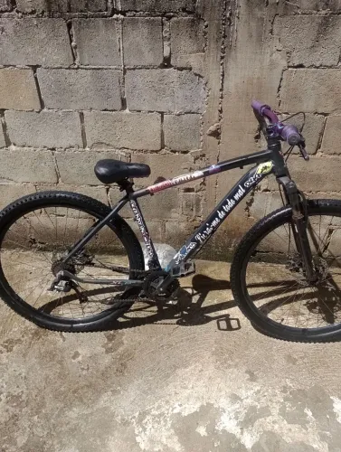 Vende se bicicleta aro 29 com peça e pneu novo 800
