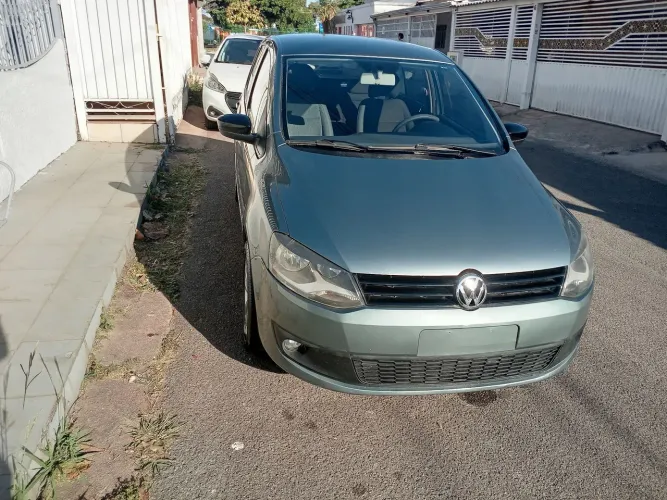 Volkswagen Fox 1.0 MI Total Flex 8V 5P 2010