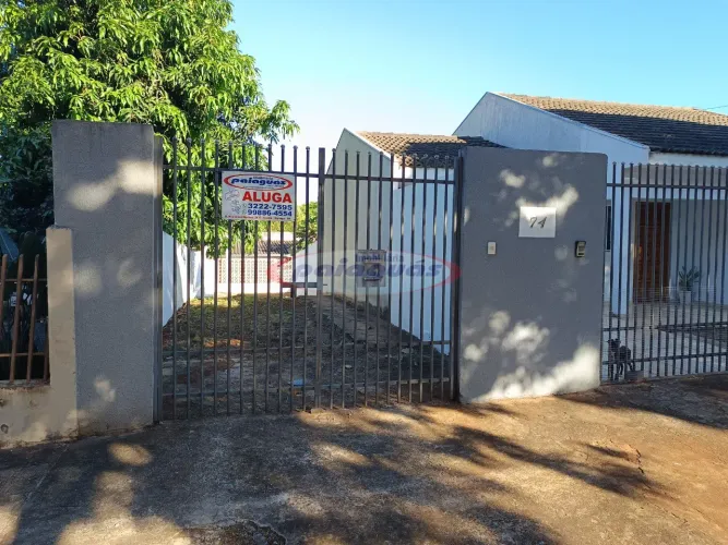 Casa para alugar no bairro Vila Emília