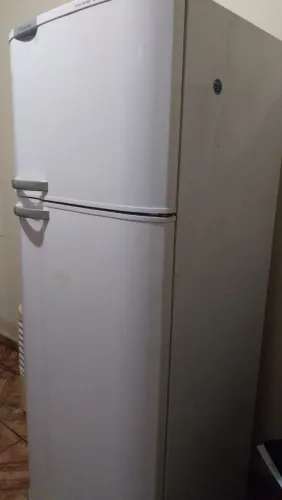 Geladeira Electrolux