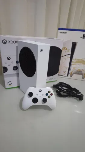 Xbox séries S 512GB semi-novo na caixa