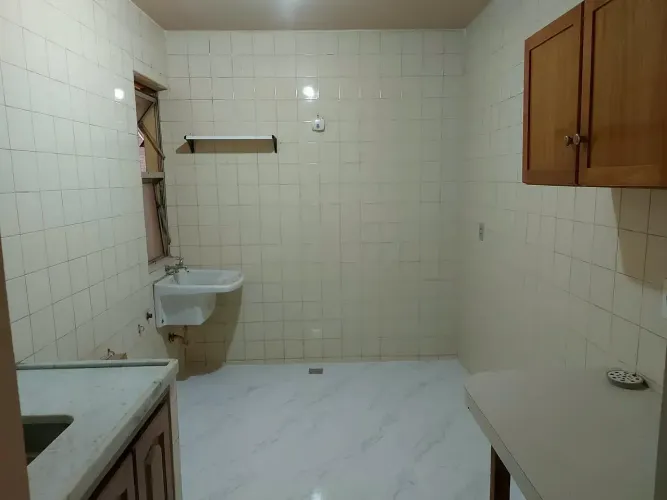 Imóvel para venda possui 36 metros quadrados com 1 quarto em Centro - Londrina - PR