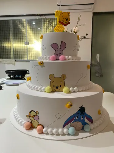 Bolo fake do ursinho pooh