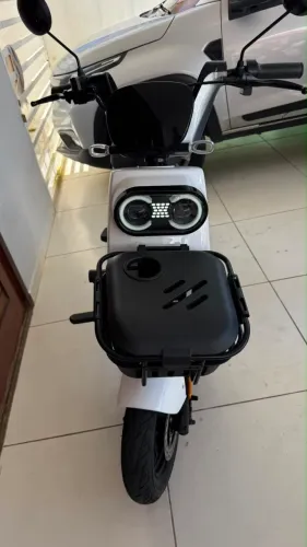 Moto elétrica 