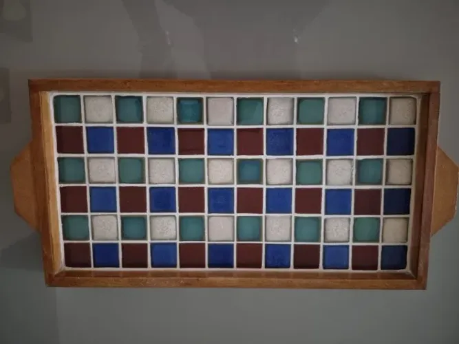Bandeja em MDF com mosaico