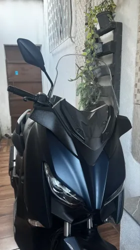 XMAX 250 - Seminova - barato pra sair rápido