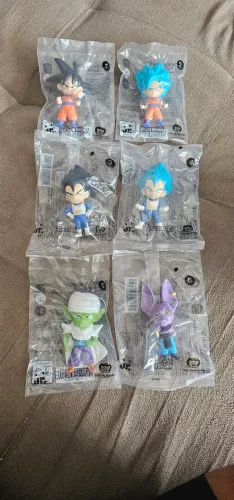 Bonecos Goku, Vegeta Sayajins / coleção do Burger King