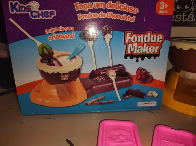Jogo de fondue de chocolate - brinquedo completo na caixa