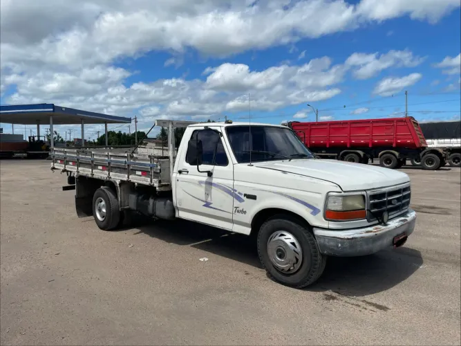 F4000