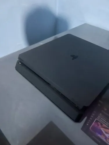 PS4 Slim 1 TB