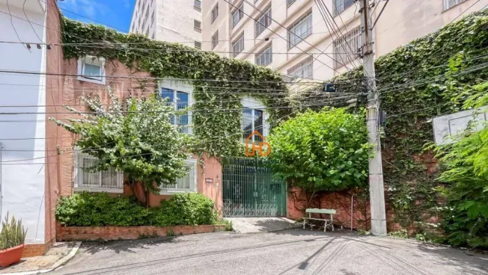 Casa de Vila com 4 dormitórios , edícula, 3 vagas de garagem - Aclimação