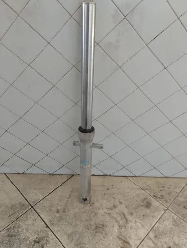 Bengala completa lado esquerdo da cb 300