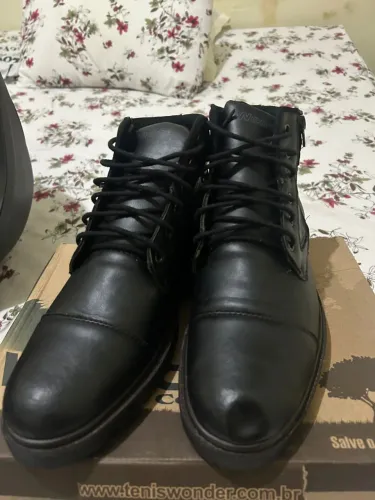 Bota masculina