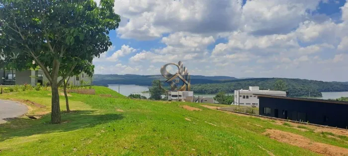 Terreno à venda, 1350 m² por R$ 930.000 - Le Portier - Piedade/SP