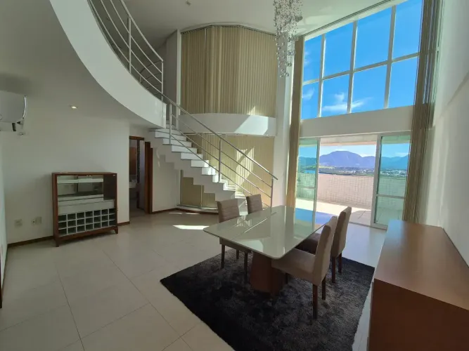 Maravilhosa Cobertura Duplex 4 Quartos, sendo 2 Suítes, para Aluguel Anual - 2 VG